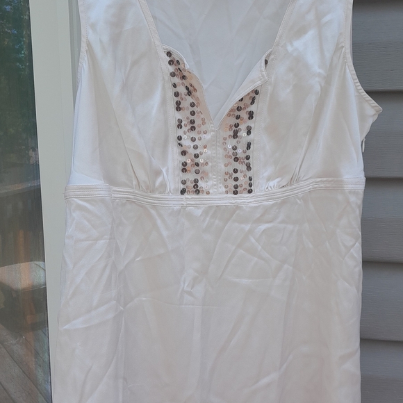 White House Black Market White Sleeveless Blouse/Tunic/Shell Top Size XL - Picture 7 of 8